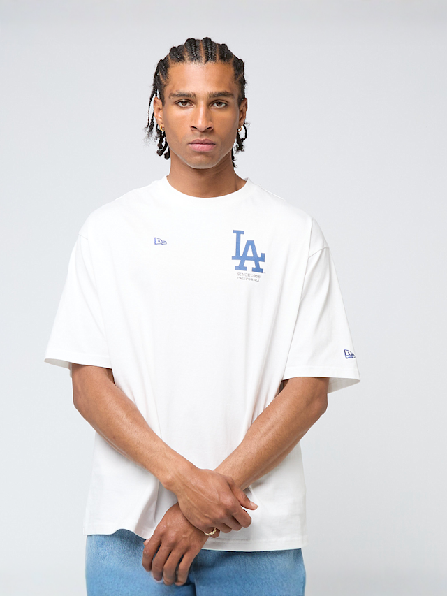 New Era, MLB Baseball Graphic Oversize Tee Los Angeles Dodgers, white, Image 2 of 6