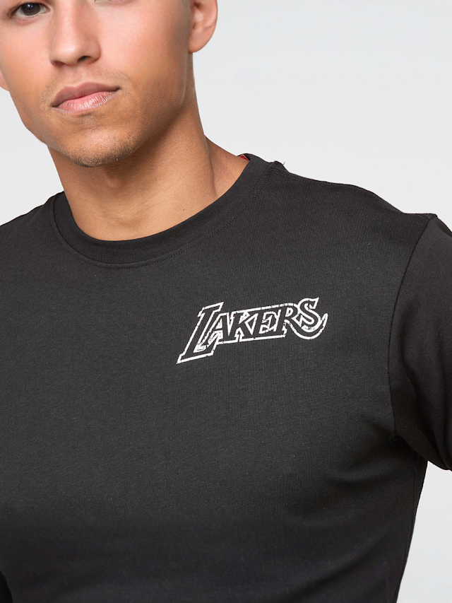 Mitchell & Ness, NBA Los Angeles Lakers HWC Overlap Graphic Tee, black, Image 3 of 6