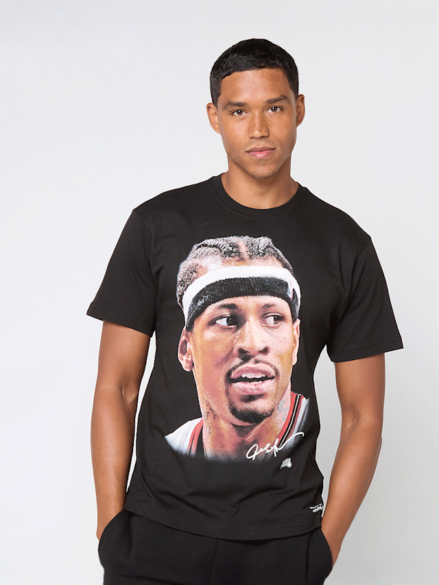 Mitchell & Ness, NBA Philadelphia 76ers Player Big Face Tee, black, Image 1 of 5