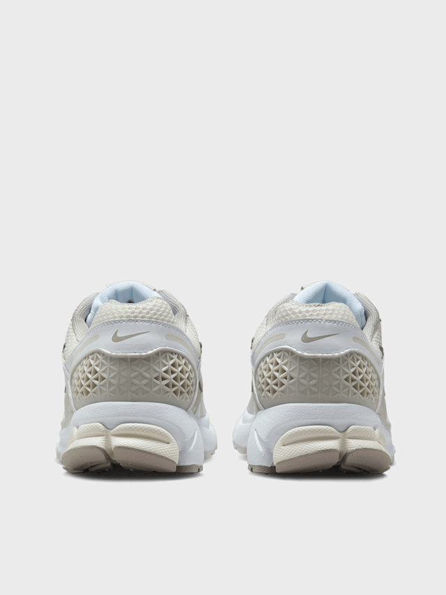 Nike, Zoom Vomero 5, white, Image 5 of 9