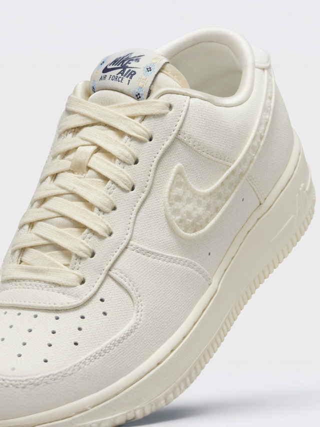 Nike, Air Force 1 '07 LX, beige, Image 7 of 9