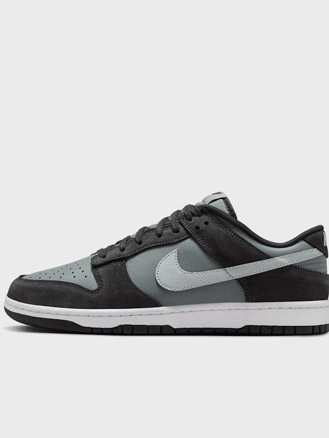 Nike, Dunk Low, black, Image 1 of 8