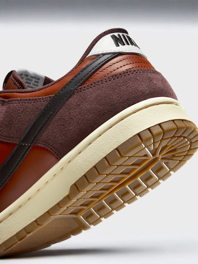 Nike, Dunk Low Retro, red, Image 8 of 9