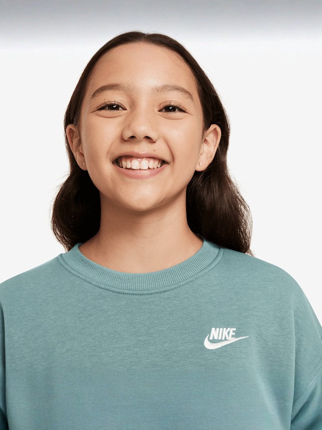 Nike, Sportswear Club Fleece Oversized Crew, green, Image 3 of 3