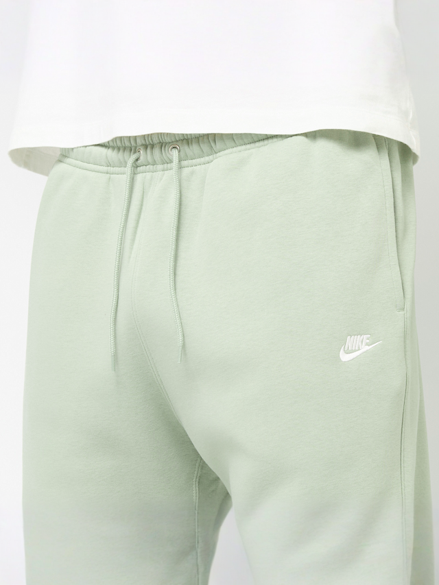 Nike, Club Jogger, green, Image 3 of 5