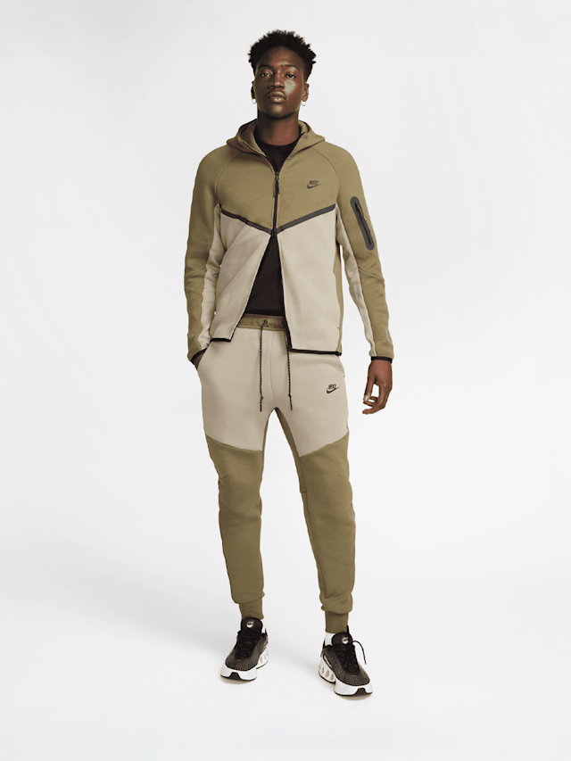 Nike, Tech Fleece Jogger, green, Image 7 of 7