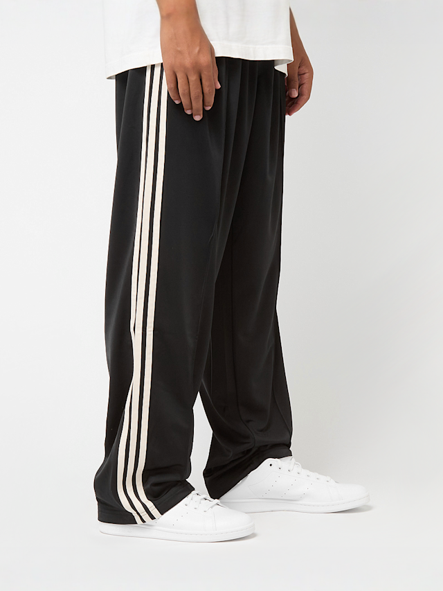 adidas Originals, Firebird Adicolor Baggy Fit Trackpants, black, Image 4 of 7