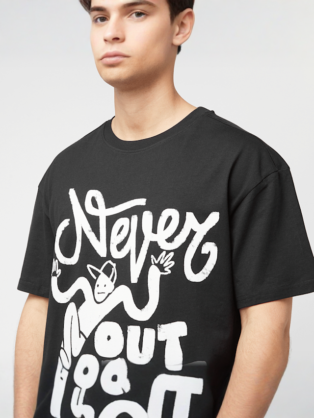 Mister Tee, Never Out Of Tune Oversize Tee, black, Image 3 of 4