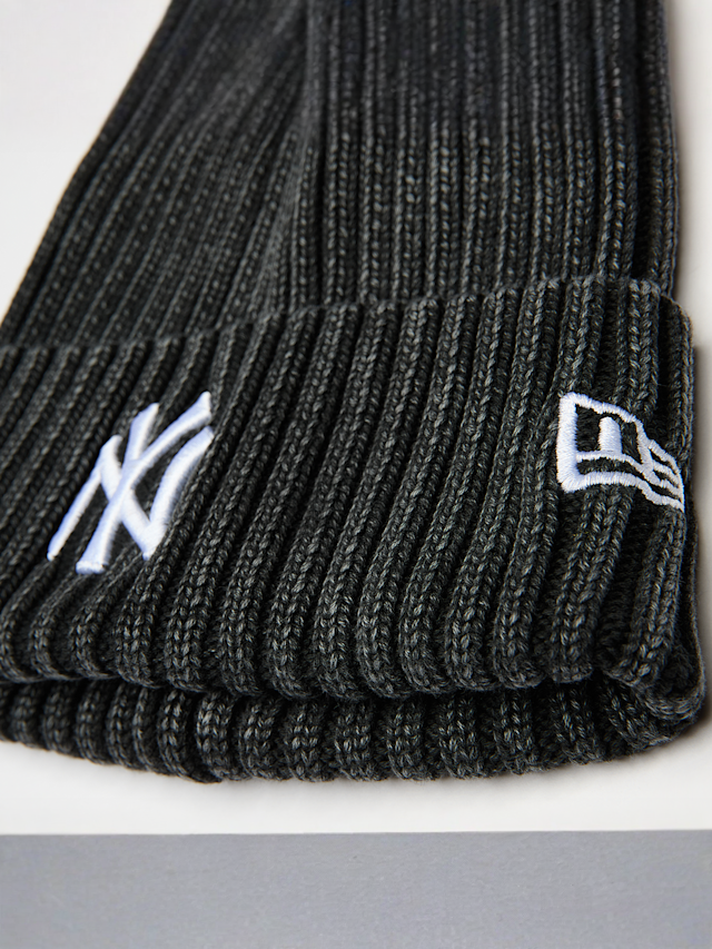 New Era, Washed Beanie MLB New York Yankees, black, Image 3 of 3