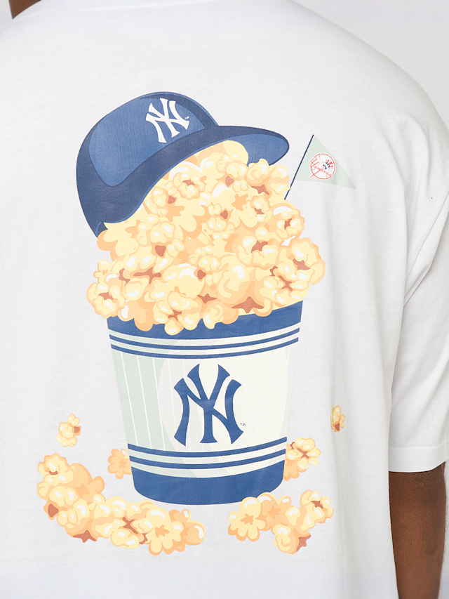 New Era, MLB Food Graphic Oversized Tee New York Yankees, white, Image 5 of 6