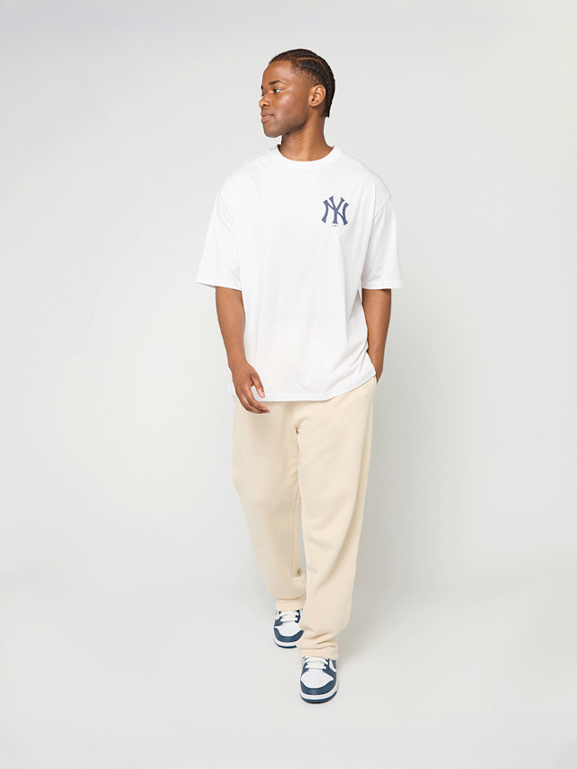 New Era, MLB Food Graphic Oversized Tee New York Yankees, white, Image 6 of 6