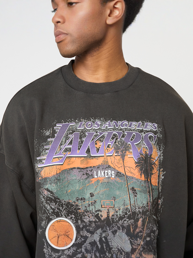 New Era, NBA Washed Graphic Oversized Crew Los Angeles Lakers, multi-colour, Image 3 of 4