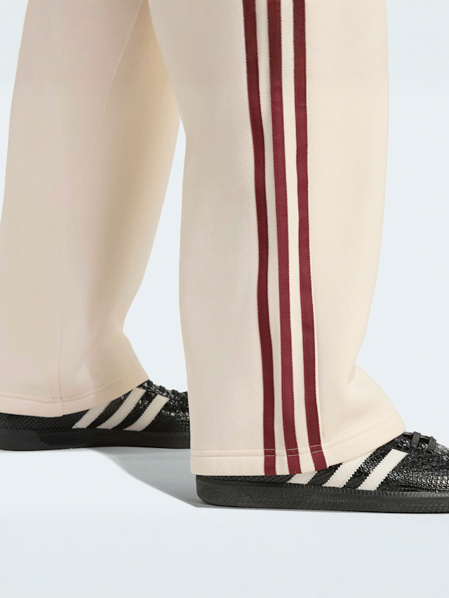 adidas Originals, Graphic Fleece Pant Open Hem, beige, Image 4 of 5