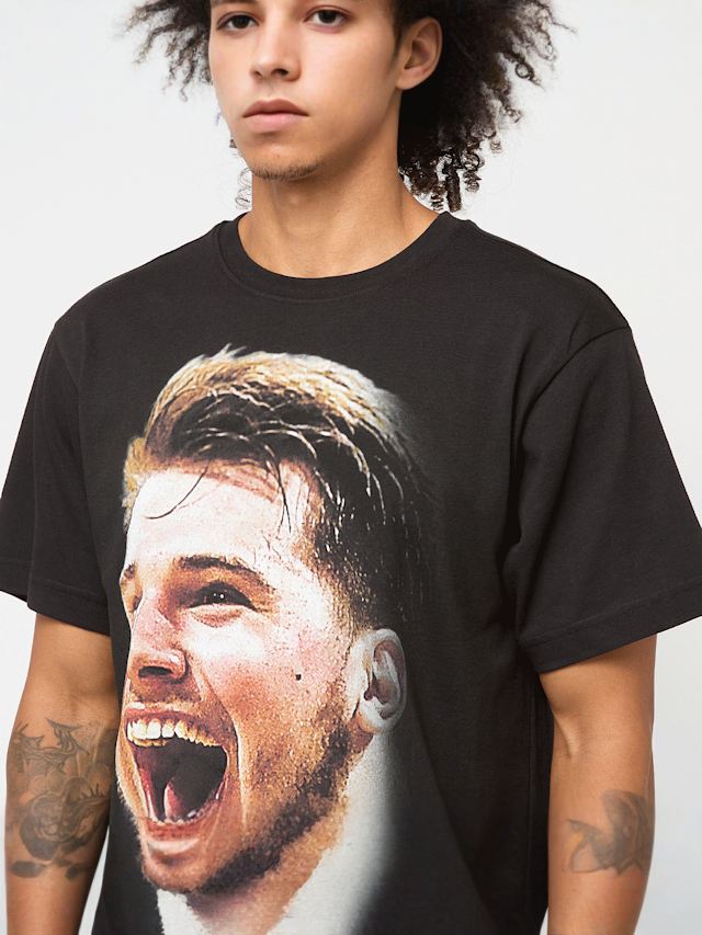 Mitchell & Ness, NBPA Real Big Face Tee Luka Doncic, black, Image 3 of 5