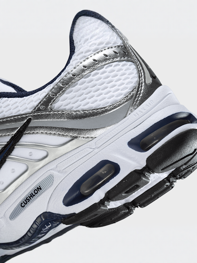 Nike, WMNS Air Max Moto 2K, white, Image 8 of 9