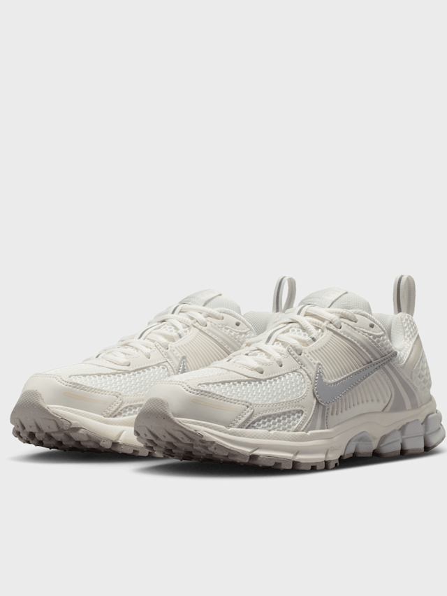 Nike, Vomero 5 sail/metallic silver/vast grey, beige, Image 3 of 9