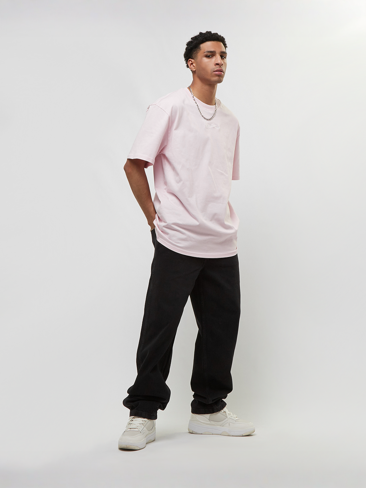 Small Signature Baggy Five Pocket Denim | SNIPES