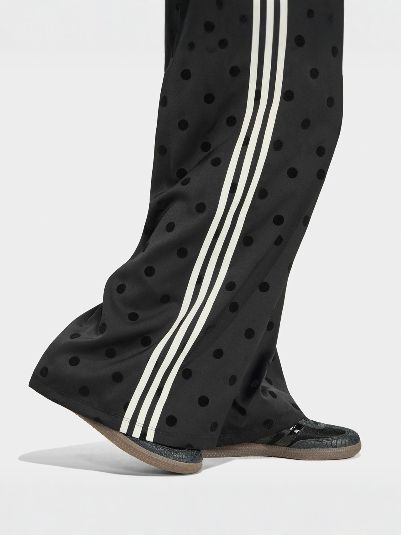 Satin Polka Dots Wide Leg Pants | SNIPES