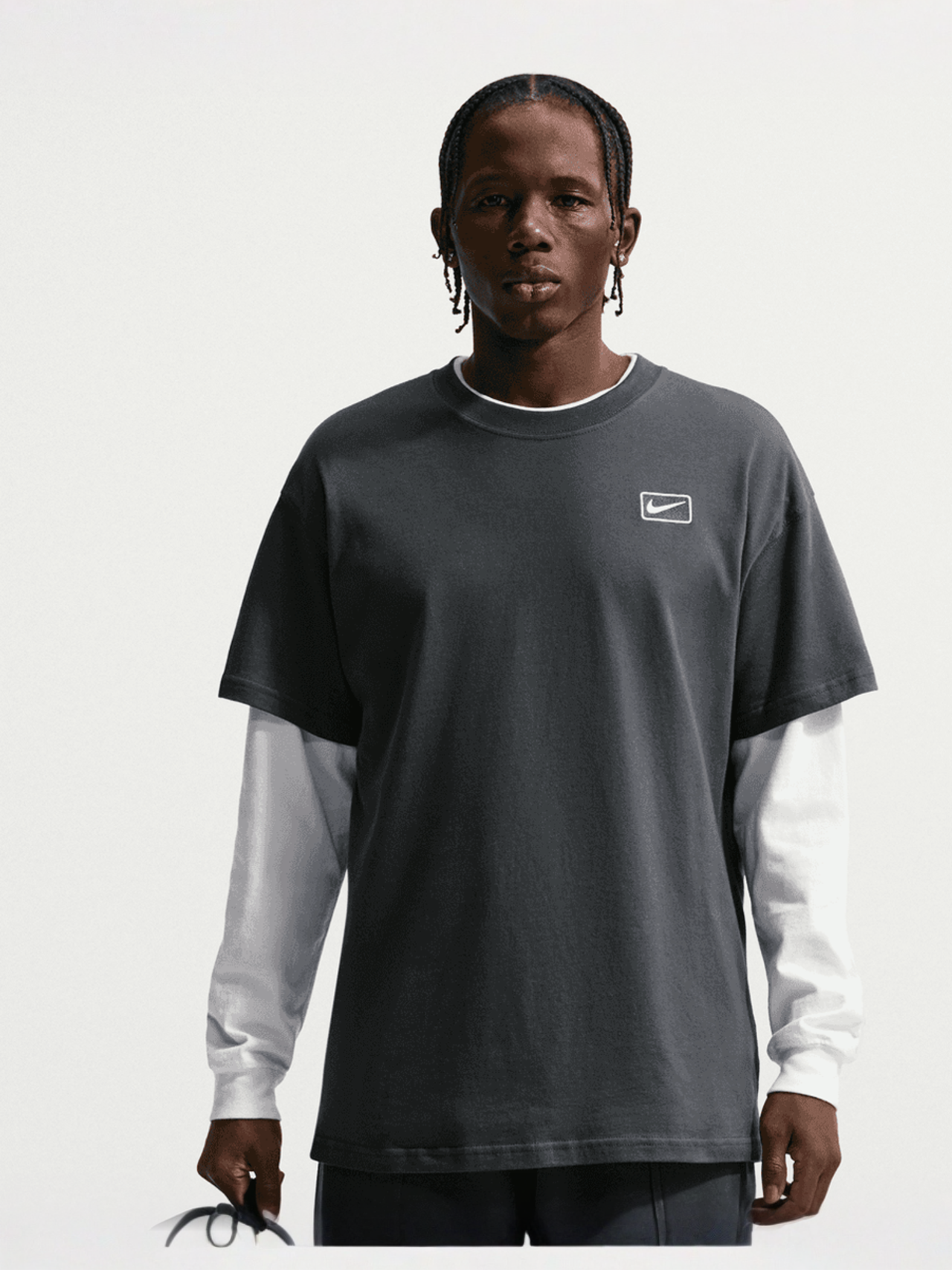 Sportswear Graphic Shortsleeve Tee | SNIPES