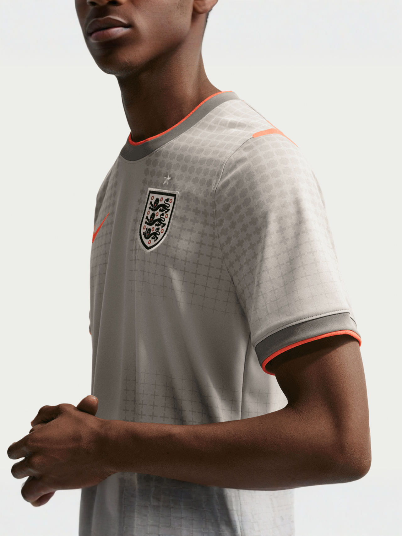 England X Palace Dri-FIT Academy Pro Shortsleeve Top | SNIPES