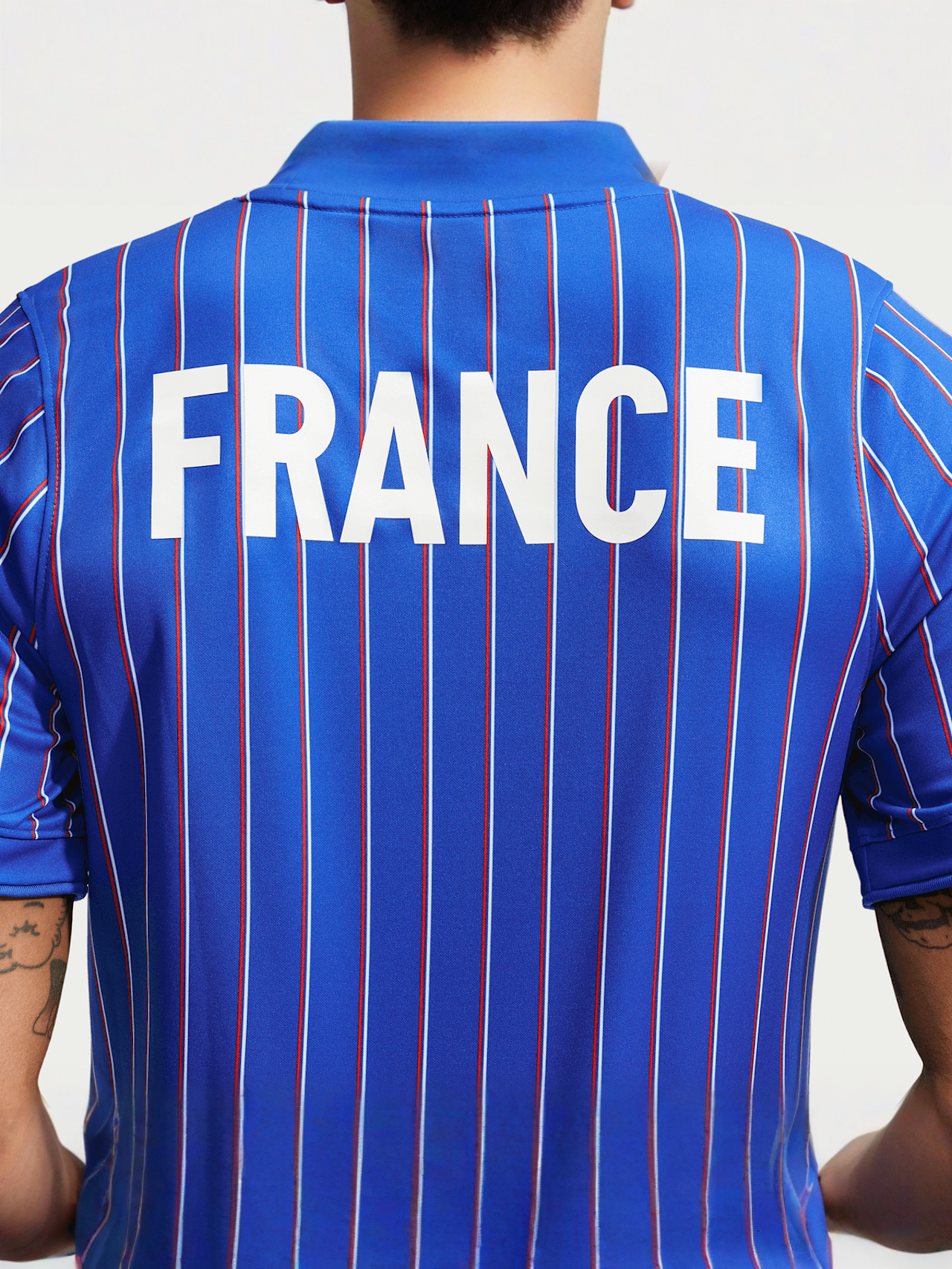 France x Jacquemus Dri-FIT Academy Pro Shortsleeve Top | SNIPES