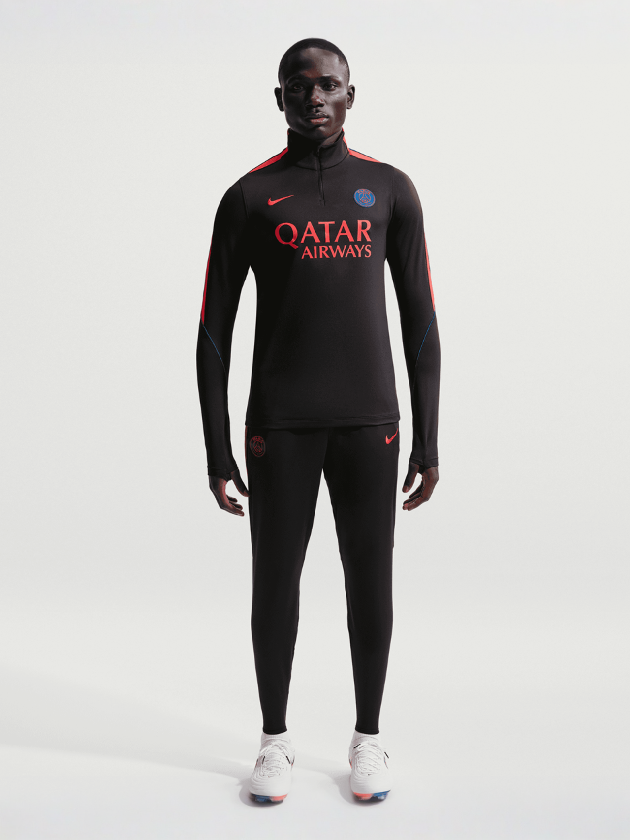 Nike Paris Saint-Germain トレーニングトップ ブラック PSG Strike Dri-FIT Training Drill Top | SNIPES
