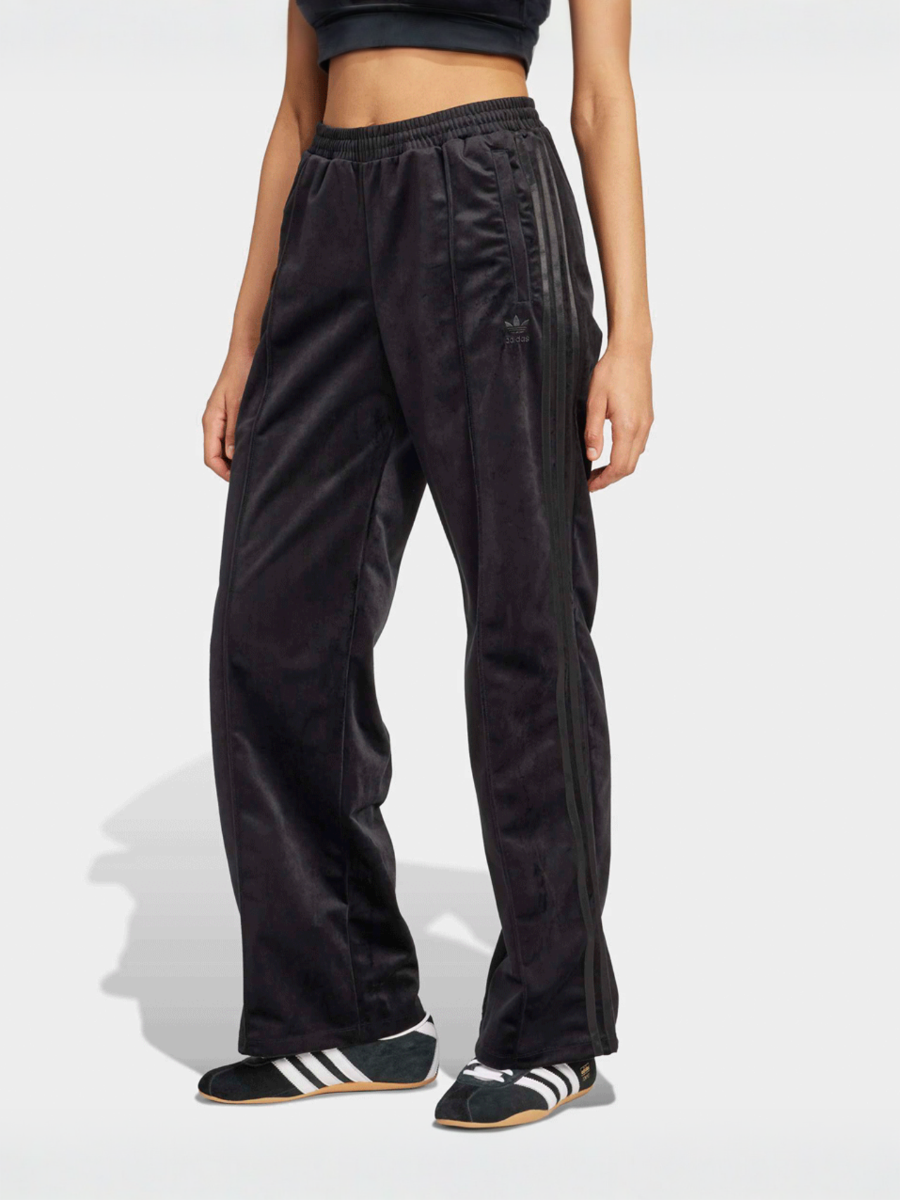 Velvet Trackpants | SNIPES