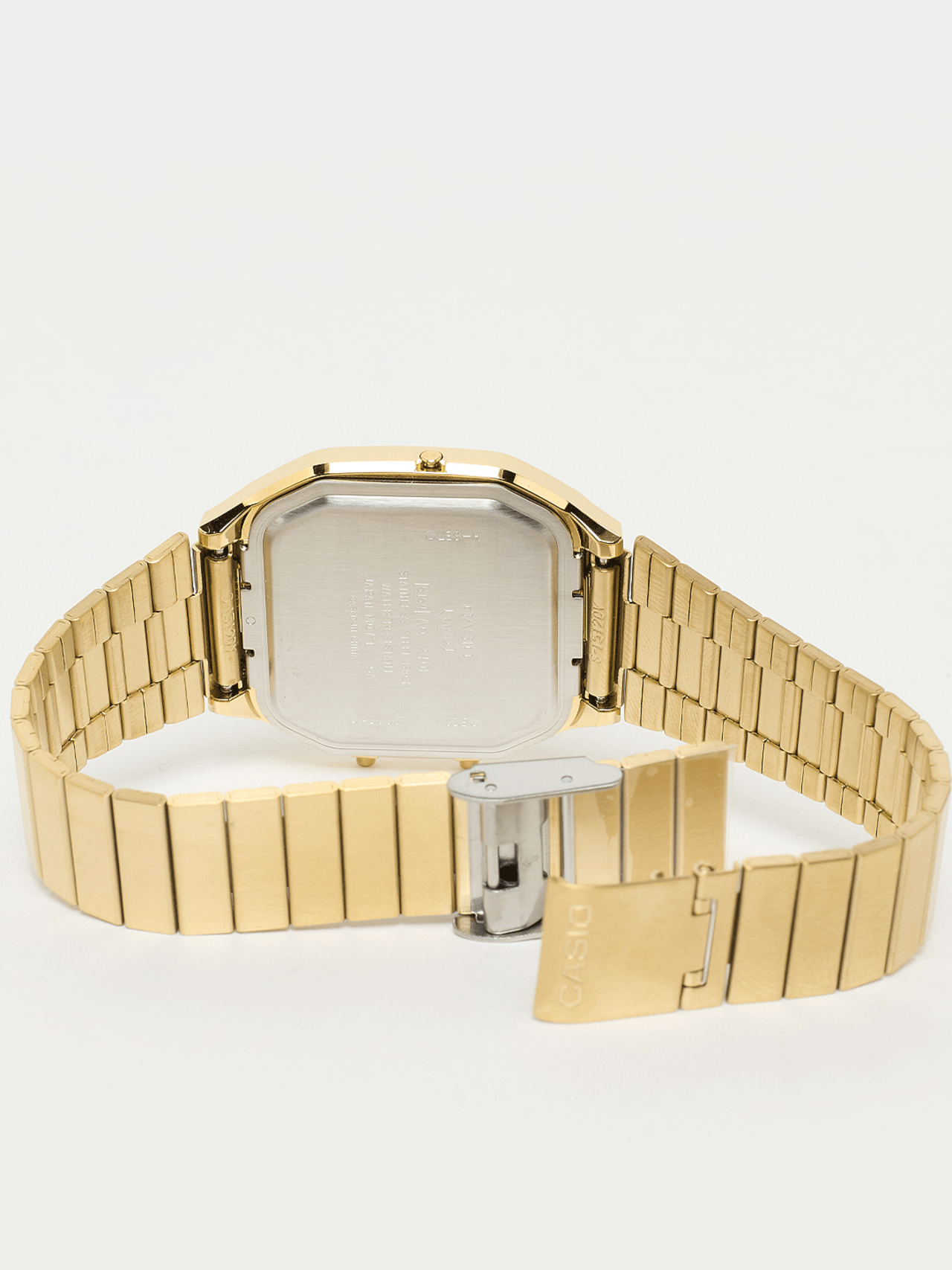 AQ-240EG-9AEF | SNIPES