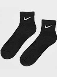 Nike, 3 PACK - Everyday Cushioned Training Ankle Socks, black, Image 1 of 2