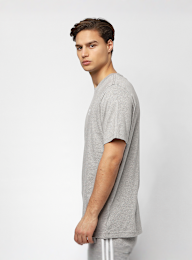 adidas Originals, ESSENTIAL TEE medium grey heather, grey, Image 2 of 5