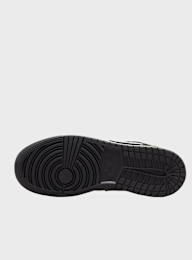 Jordan, Air Jordan 1 Low SE (GS), black, Image 6 of 9