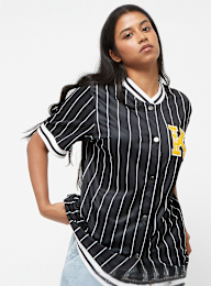 Karl Kani, Retro Patch Pinstripe Baseball Shirt, zwart, Afbeelding 1 van 5