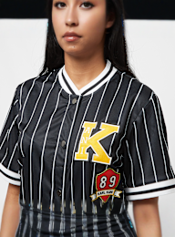 Karl Kani, Retro Patch Pinstripe Baseball Shirt, zwart, Afbeelding 3 van 5