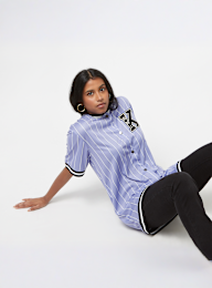 Karl Kani, Retro Patch Pinstripe Baseball Shirt, roze, Afbeelding 1 van 5