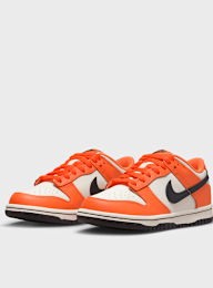 Nike, Dunk Low (GS), orange, Image 4 of 8