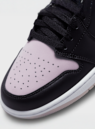 Jordan, Air Jordan 1 Low SE Men's Shoes, black, Image 7 of 8