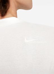 Nike, Sportswear Cut Out Long-Sleeve Top, wit, Afbeelding 5 van 6