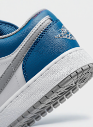 Jordan, Air 1 Low (GS), blue, Image 8 of 9