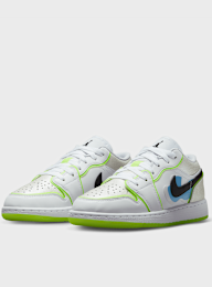 Jordan, 1 Low SE (GS), white, Image 4 of 8