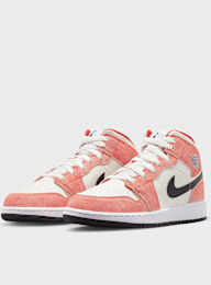 Jordan, Air Jordan 1 Mid SE (GS), orange, Image 4 of 8