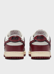 Nike, WMNS Dunk Low SE, red, Image 5 of 7