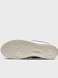 Nike, Air Force 1 '07 LV8, white, Image 3 of 6