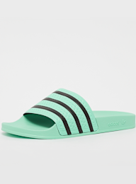 adidas Originals, Slides adilette, zielony, Obraz 2 z 5