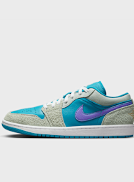 Jordan, WMNS Air Jordan 1 Low SE, blue, Image 1 of 8