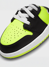 Jordan, Jordan 1 Low SE (GS), black, Image 7 of 9