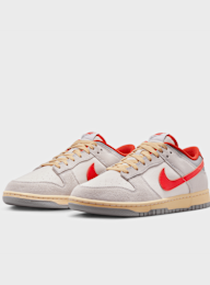 Nike, Dunk Low SE, white, Image 4 of 8