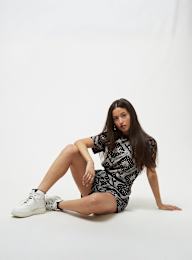 Karl Kani, Small Signature Paisley Shorts, black, Image 4 of 4