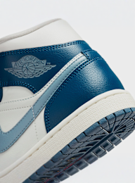 Jordan, WMNS Air Jordan 1 Mid, blue, Image 8 of 8