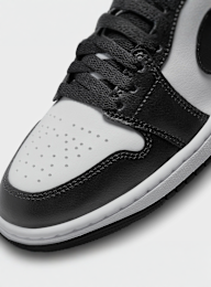 Jordan, WMNS Air Jordan 1 Mid, black, Image 7 of 8