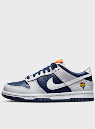 Nike, Dunk Low (GS), white, Image 1 of 8